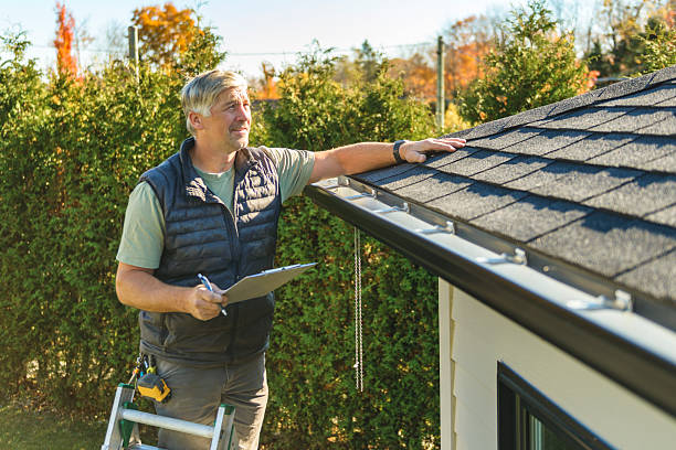 Professional Roofing technician working in Allendale, SC